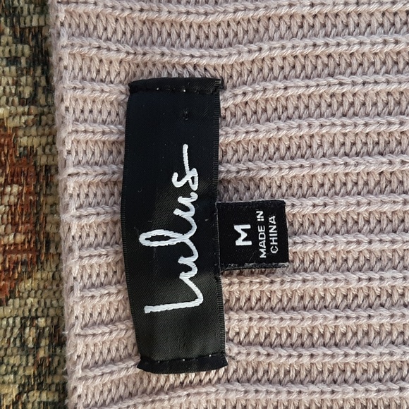 Lulus Oversized Cropped Sweater Size Medium. Tan - Picture 3 of 9